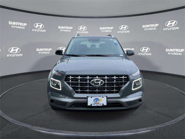 Photo of 2025 Ecotronic Gray w/Black Roof Hyundai VENUE