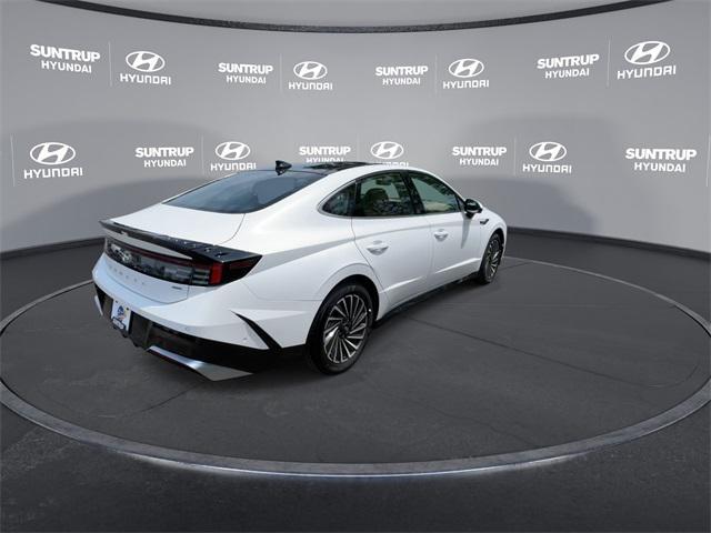 Photo of 2025 Serenity White Hyundai SONATA Hybrid