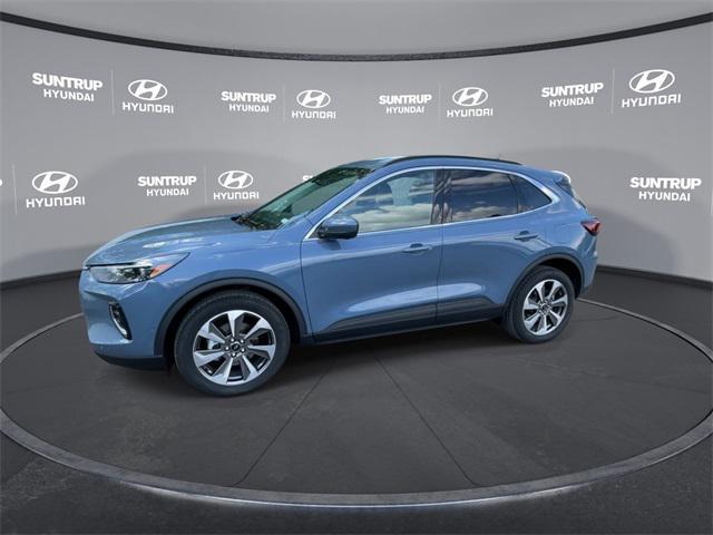 Photo of 2023 Vapor Blue Metallic Ford Escape