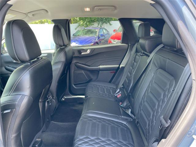 Photo of 2023 Vapor Blue Metallic Ford Escape
