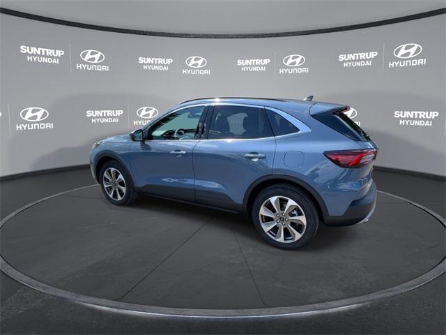 Photo of 2023 Vapor Blue Metallic Ford Escape