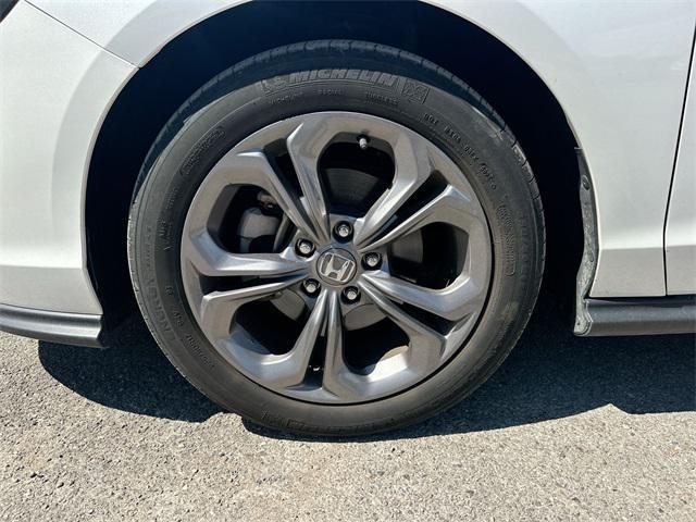 Photo of 2024 Crystal Black Pearl Honda Accord