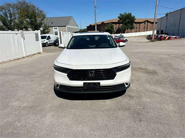Photo of 2024 Crystal Black Pearl Honda Accord