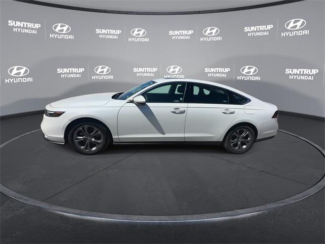 Photo of 2024 Crystal Black Pearl Honda Accord