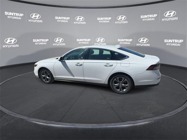 Photo of 2024 Crystal Black Pearl Honda Accord