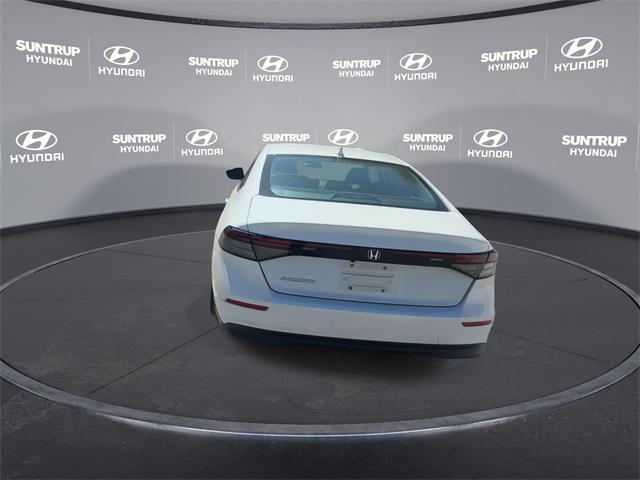 Photo of 2024 Crystal Black Pearl Honda Accord