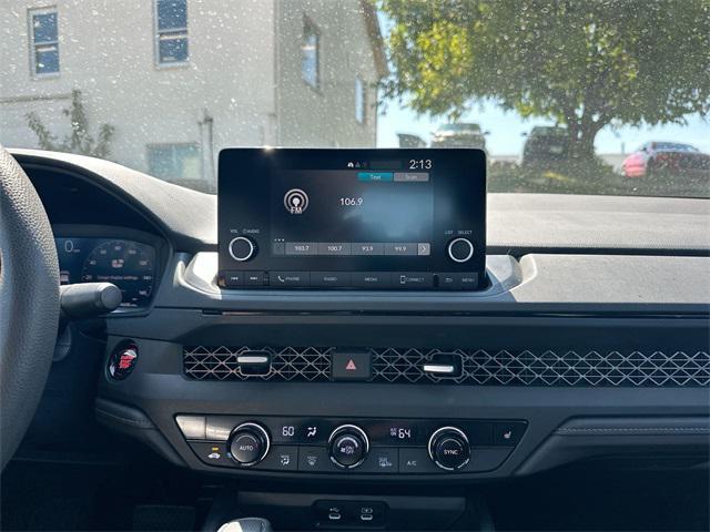 Photo of 2024 Crystal Black Pearl Honda Accord