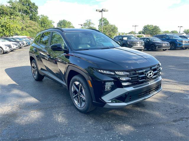 Photo of 2025 Ash Hyundai TUCSON Hybrid