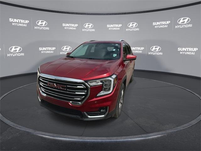 Photo of 2024 Volcanic Red Tintcoat GMC Terrain
