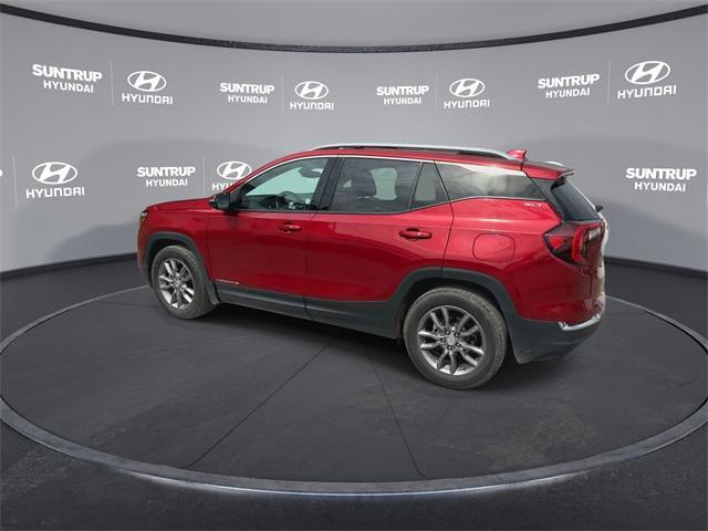 Photo of 2024 Volcanic Red Tintcoat GMC Terrain