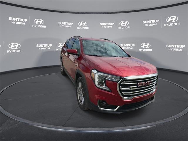 Photo of 2024 Volcanic Red Tintcoat GMC Terrain