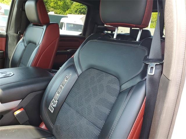 Photo of 2019 Bright White Clearcoat RAM 1500