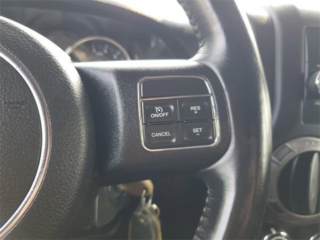 Photo of 2017 Black Clearcoat Jeep Wrangler