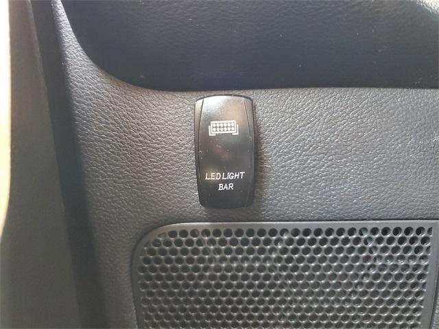 Photo of 2017 Black Clearcoat Jeep Wrangler