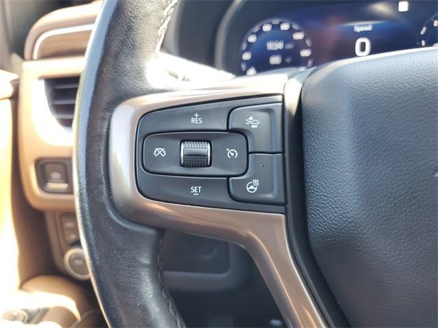 Photo of 2022 Iridescent Pearl Tricoat Chevrolet Suburban