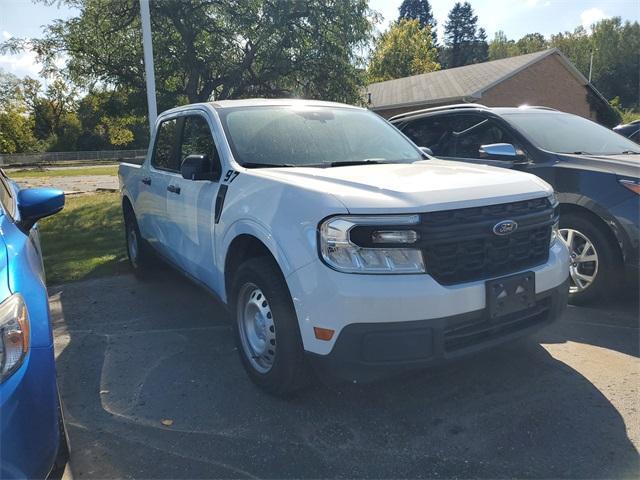 Photo of 2022 Oxford White Ford Maverick