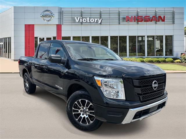 2023 Nissan Titan