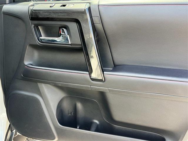 Photo of 2022 White Toyota 4Runner