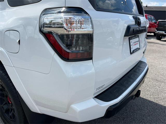 Photo of 2022 White Toyota 4Runner