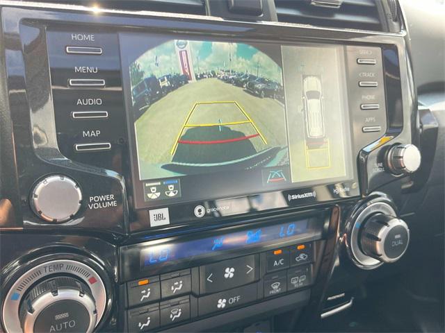 Photo of 2022 White Toyota 4Runner