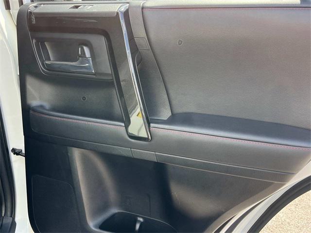 Photo of 2022 White Toyota 4Runner