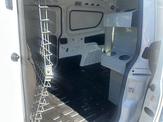 Photo of 2016 Bright White RAM ProMaster City