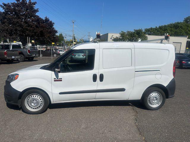 Photo of 2016 Bright White RAM ProMaster City