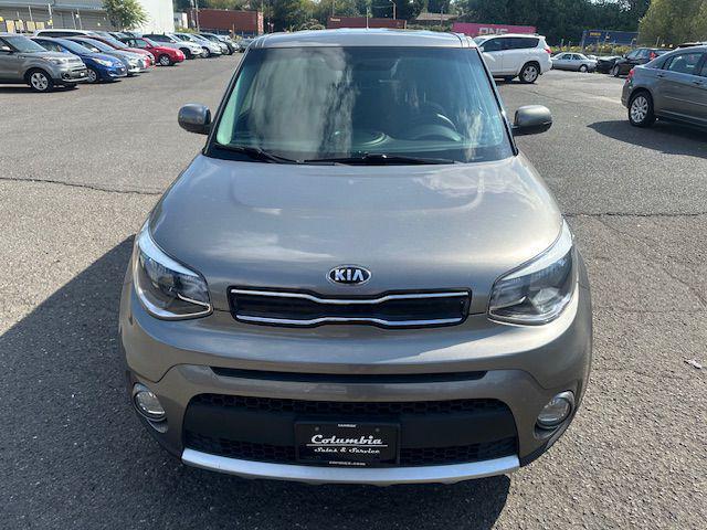 Photo of 2018 GREY Kia Soul