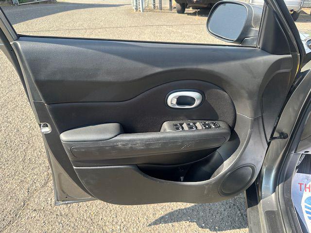 Photo of 2018 GREY Kia Soul
