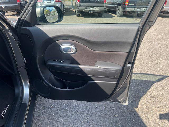 Photo of 2018 GREY Kia Soul