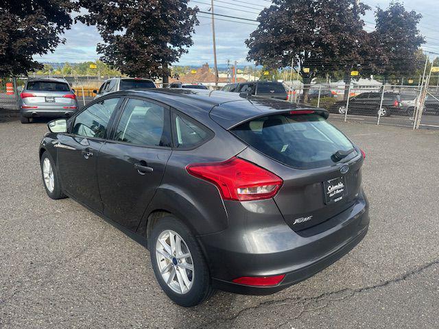 Photo of 2015 GREY Ford Focus