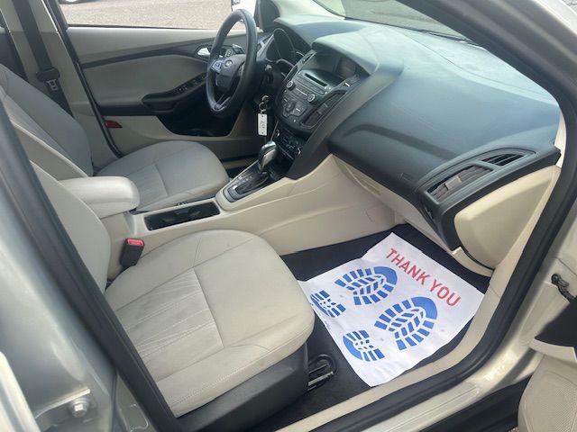 Photo of 2015 GOLD Ford Focus