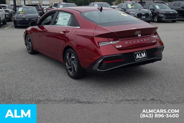 Photo of 2025 Red Hyundai ELANTRA
