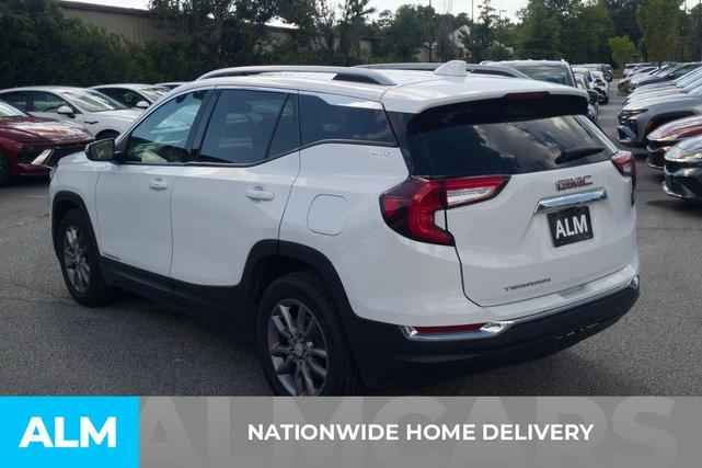 Photo of 2023 Summit White GMC Terrain