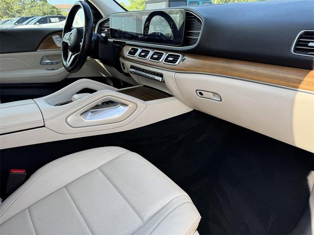 Photo of 2022 Blue Metallic Mercedes-Benz GLE 350