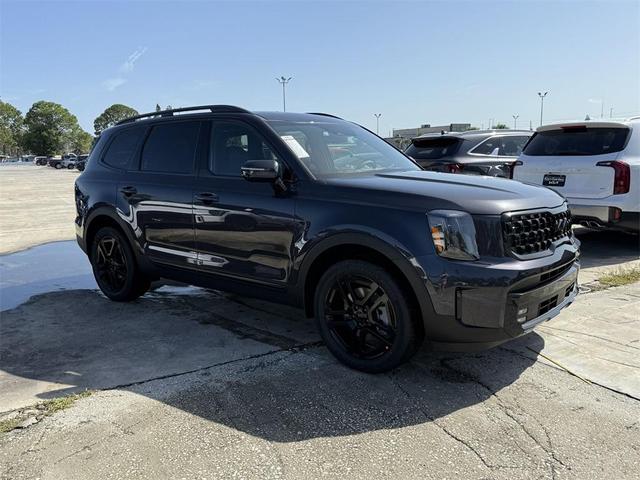 Photo of 2025 Metal Kia Telluride