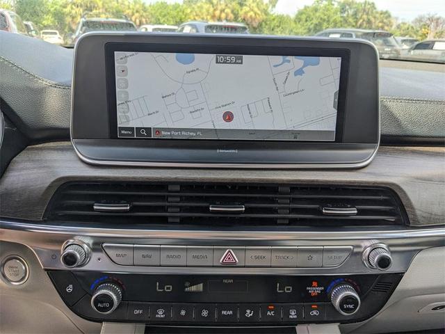 Photo of 2022 Glacial White Pearl Kia Telluride