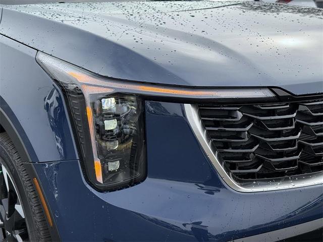 Photo of 2025 Midnight Black Kia Sorento