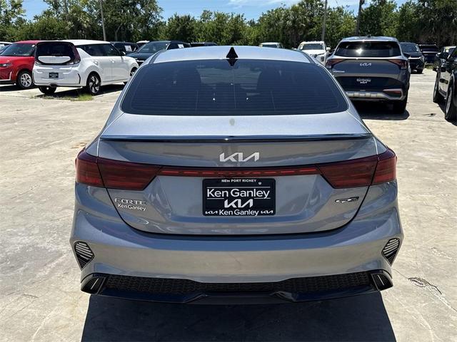 Photo of 2023 Steel Gray Kia Forte