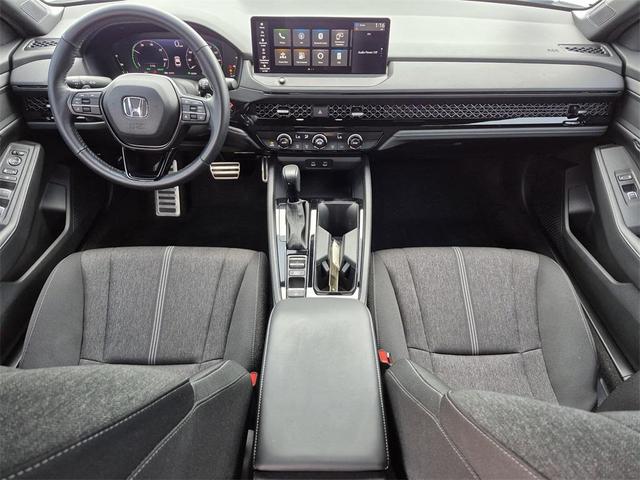 Photo of 2024 Platinum White Honda Accord Hybrid