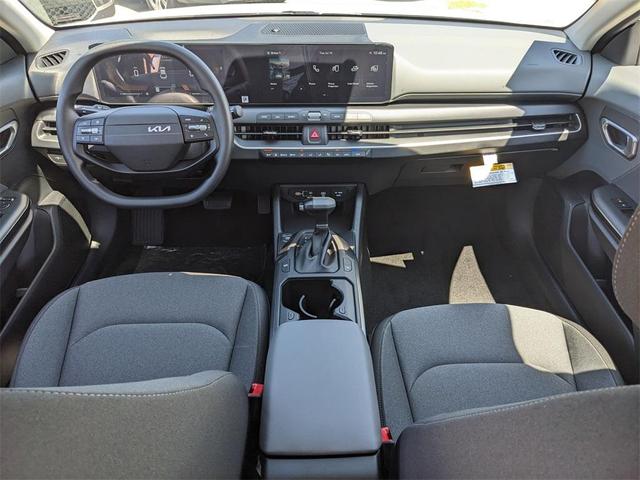 Photo of 2025 Snow White Pearl Kia K4