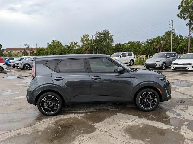 Photo of 2025 Gravity Gray Kia Soul