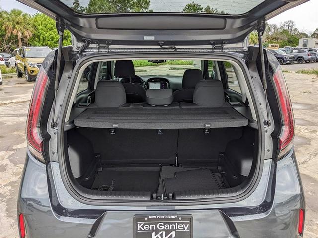 Photo of 2025 Gravity Gray Kia Soul