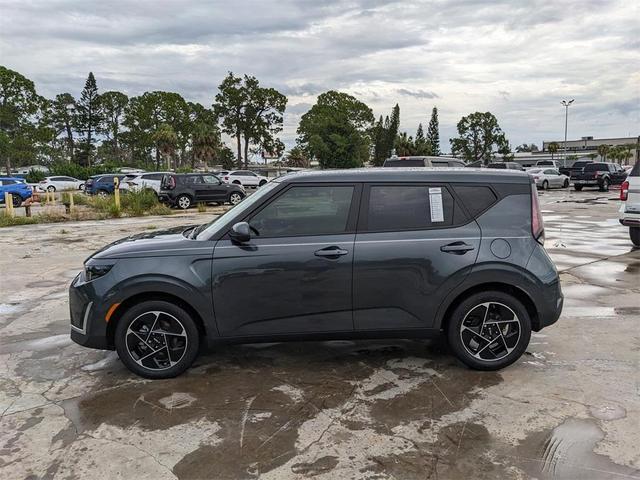 Photo of 2025 Gravity Gray Kia Soul