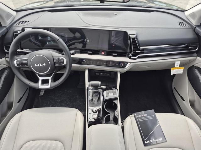 Photo of 2025 Ebony Black Kia Sportage