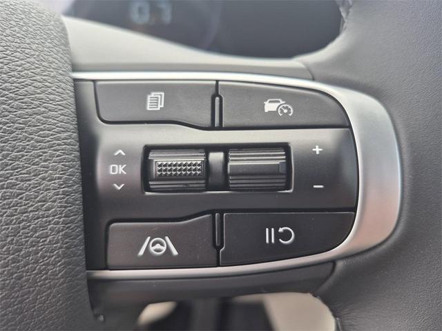 Photo of 2025 Ebony Black Kia Sportage