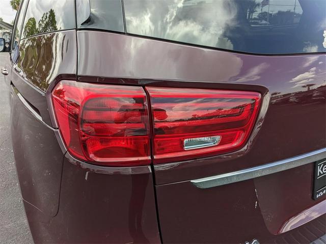 Photo of 2019 Venetian Red Pearl Metallic Kia Sedona