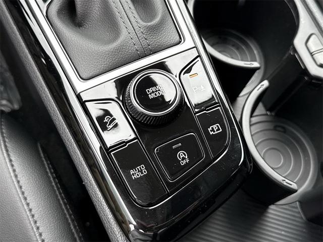 Photo of 2025 Sapphire Blue Kia Sportage