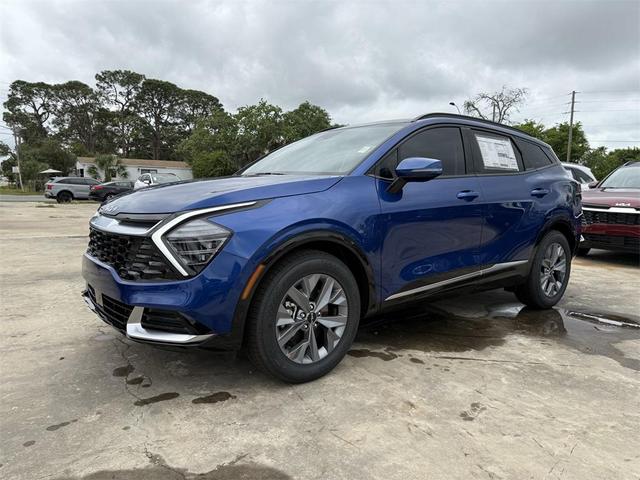 Photo of 2025 Sapphire Blue Kia Sportage