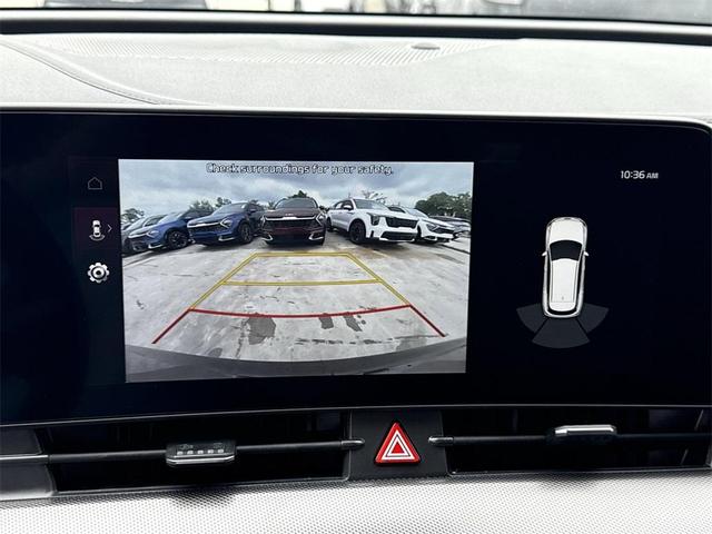 Photo of 2025 Sapphire Blue Kia Sportage